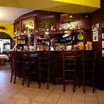 Altavilla E Tipica Trattoria Bianzone